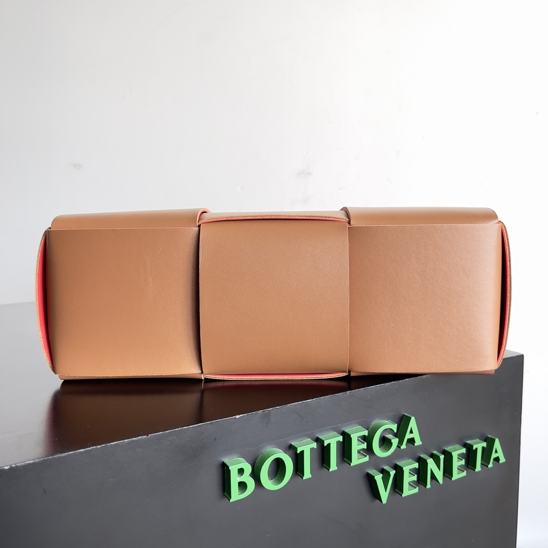 Bottega Veneta Shopping Bags